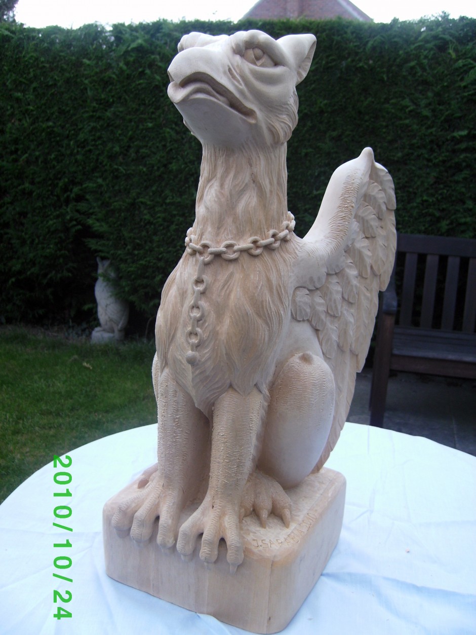 The final griffin front view - griffin wood carving